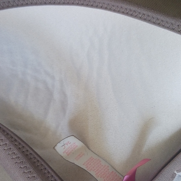 VICTORIA SECRET Uplift Black and Gray Figure Enhancing Bathing Suit Top Bikini - Picture 5 of 6